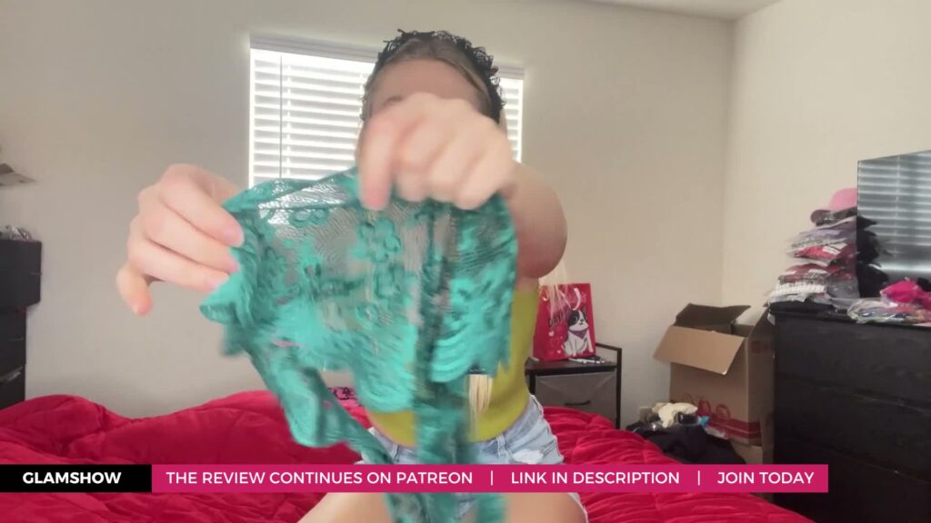 Taylor-Mae-in-Green-Lace-Fresh-and-Bold-PREVIEW-mp4